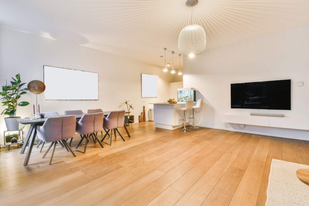 How to Choose the Best Wooden Flooring for High-Traffic Areas